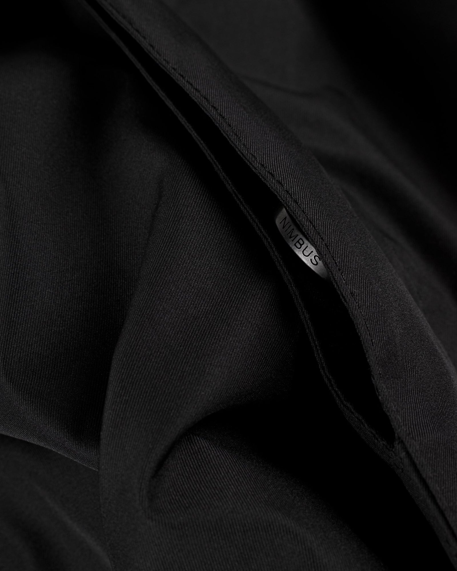 Abington Men Black Back