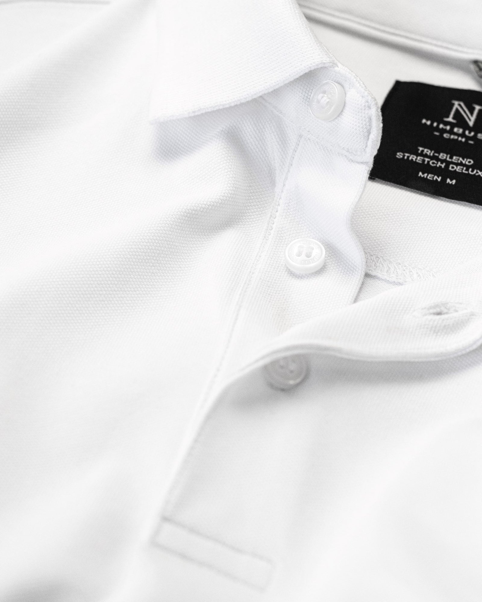 Altavista Men White Back