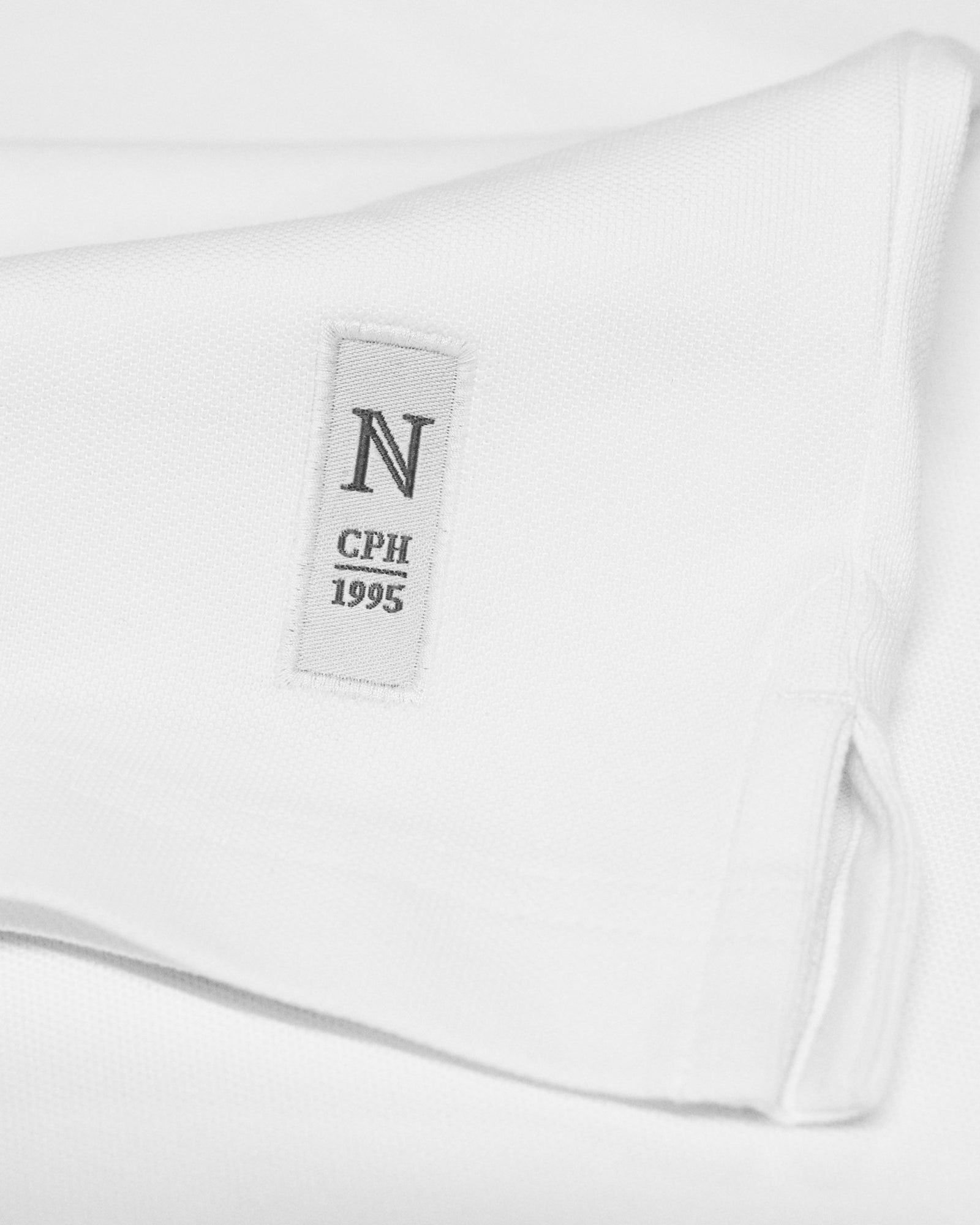 Altavista Women White Back