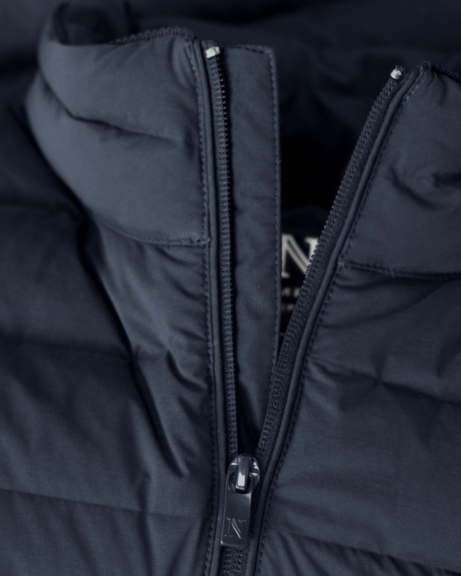 Avalon Vest Men Navy Back