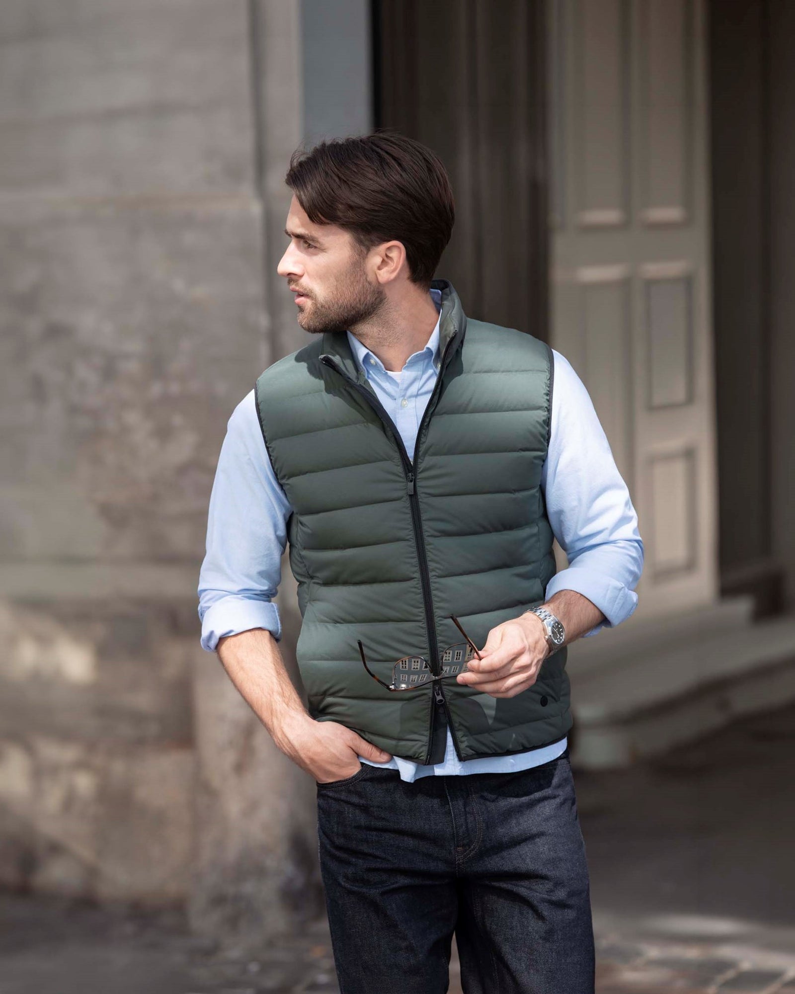 Avalon Vest Men Olive Back