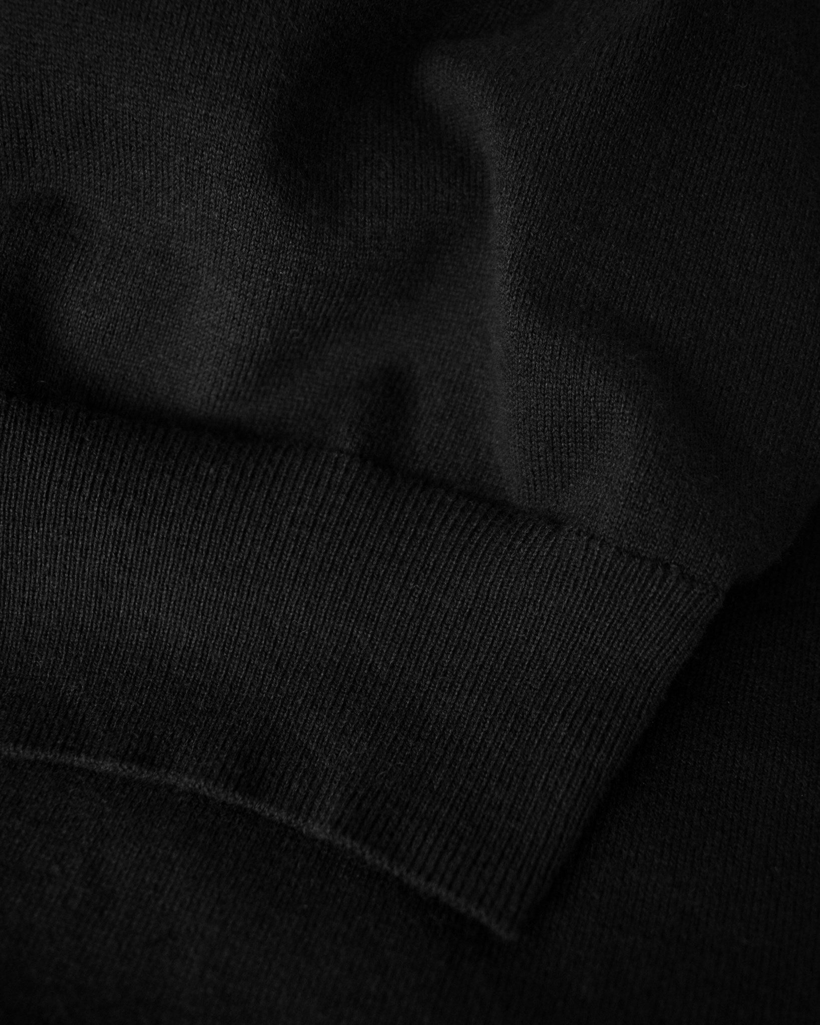Brighton V Neck Men Black Closeup 2