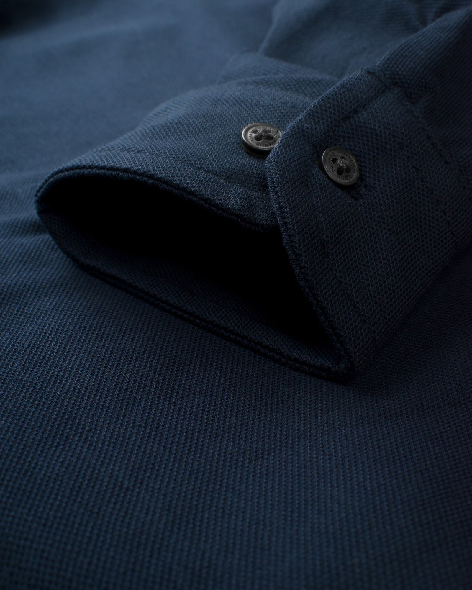 Carlington Women Navy Back