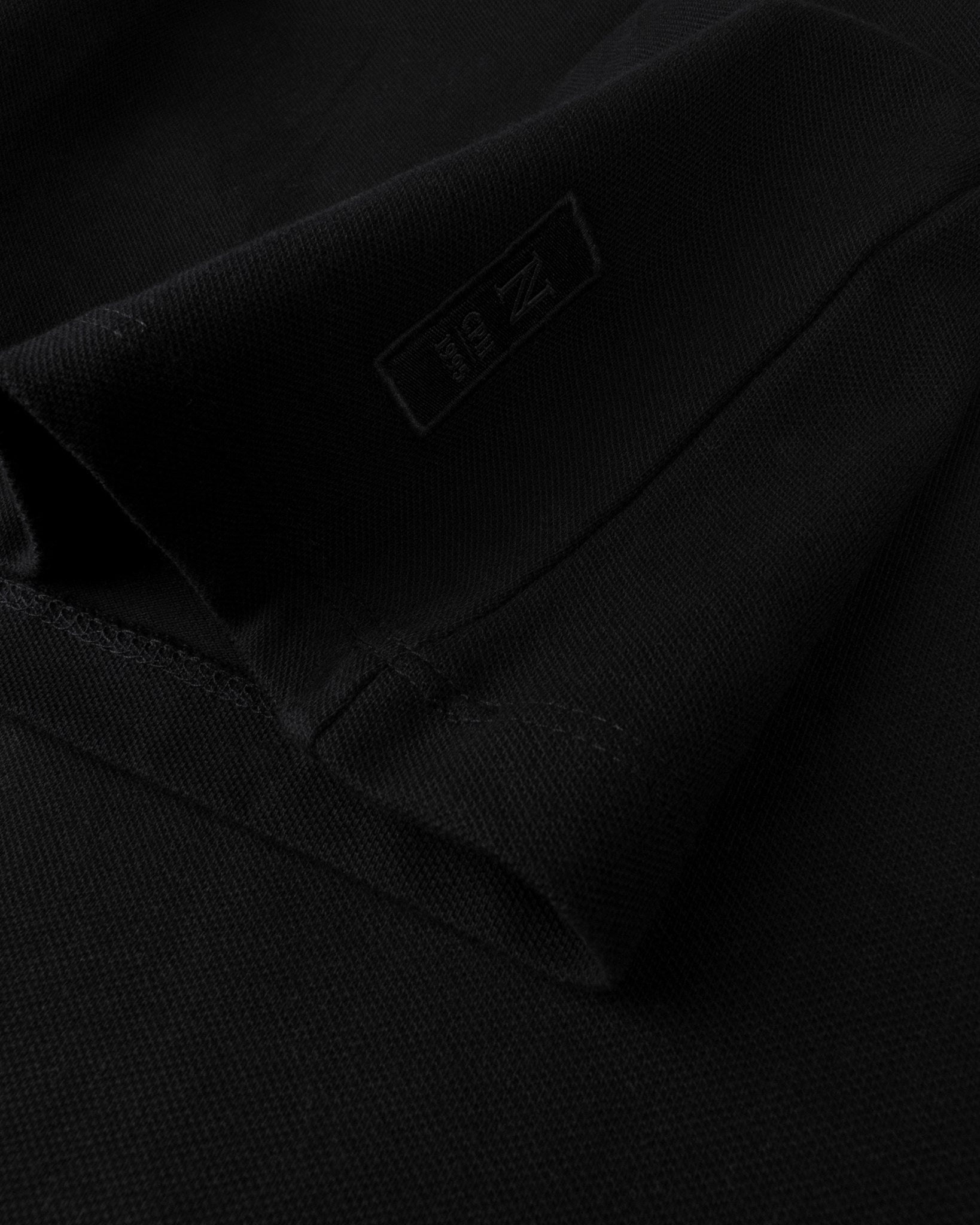 Danbury Women Black Closeup 2