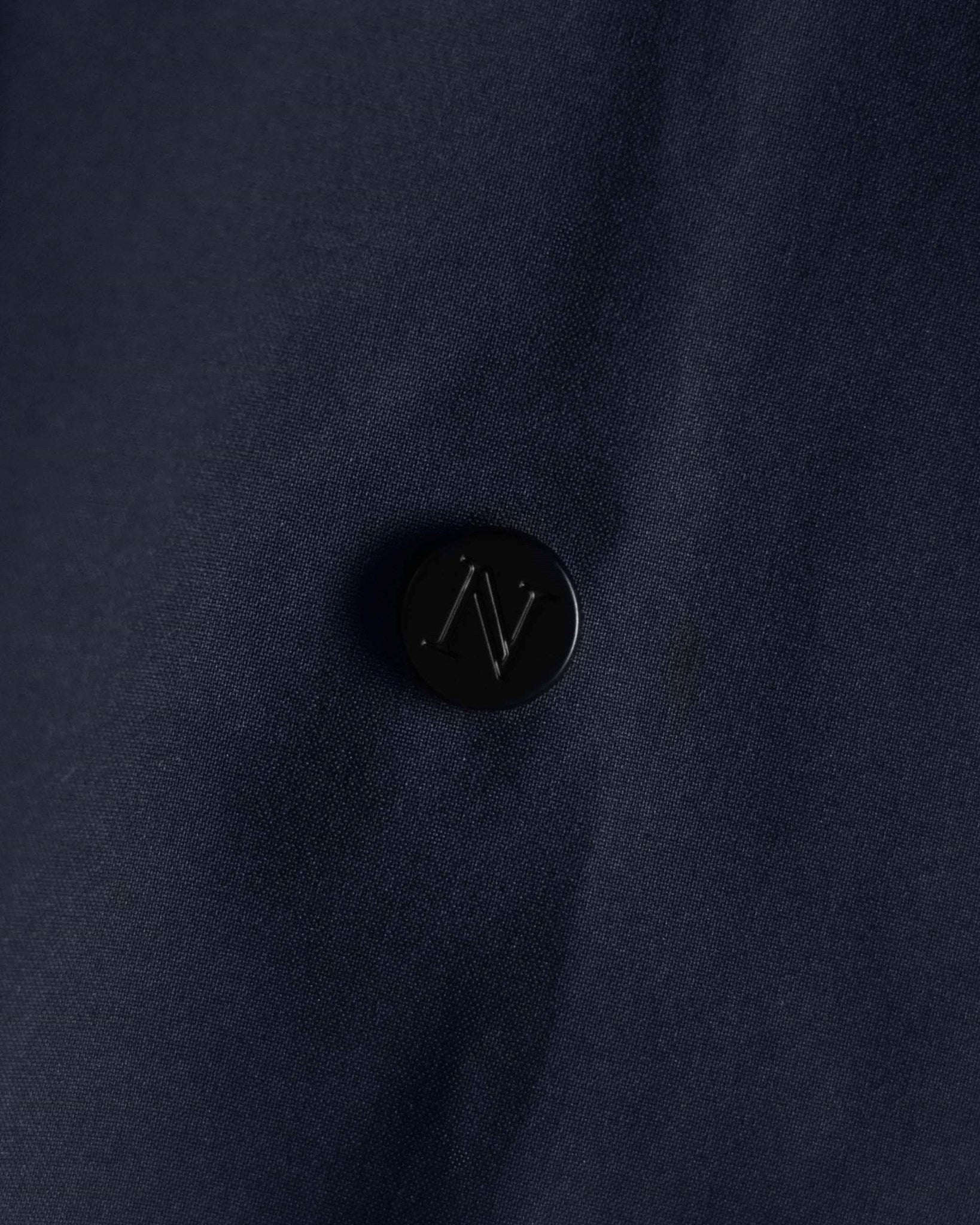 Eldrigde Men Women Navy Closeup 3