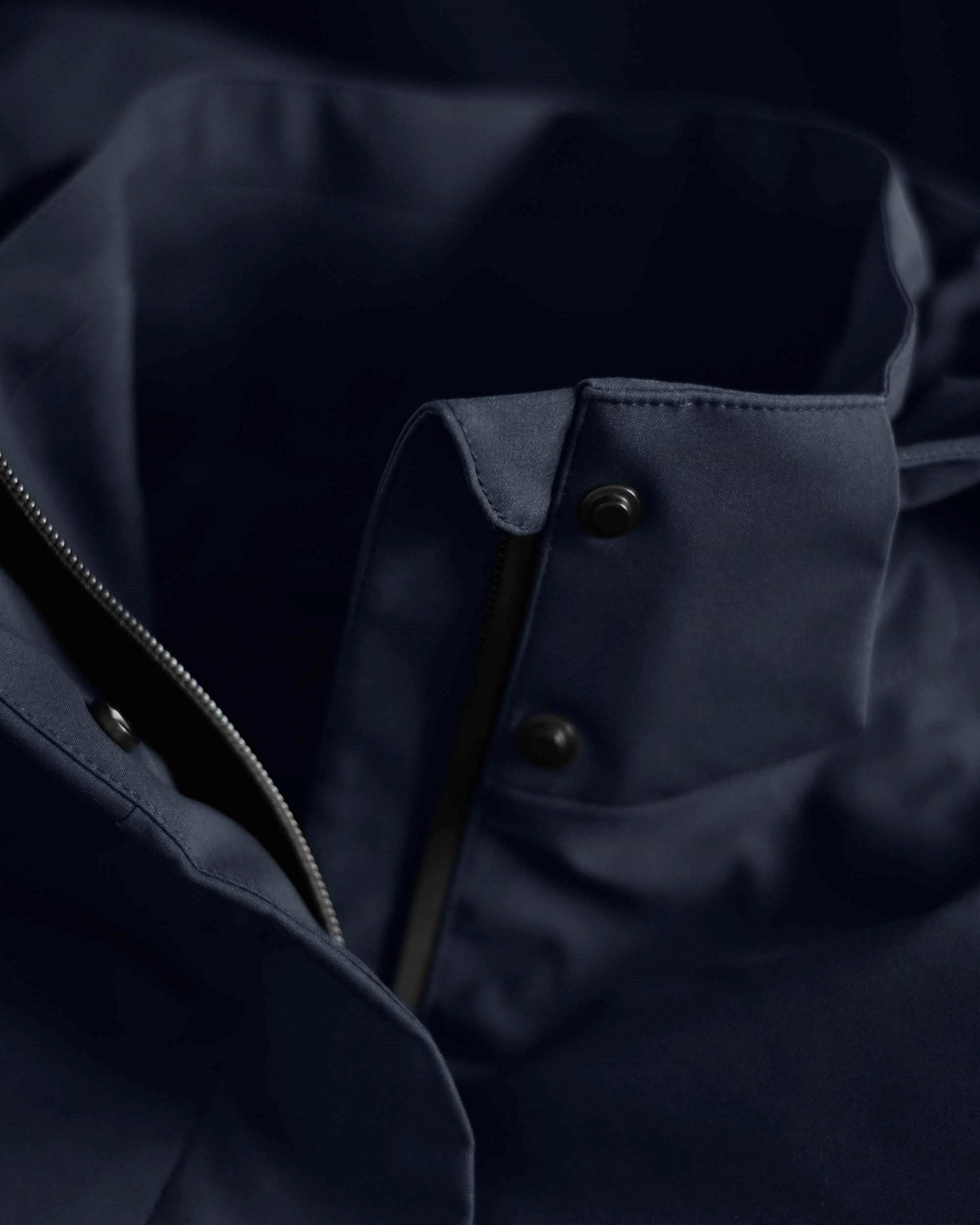 Eldrigde Women Navy Closeup 1