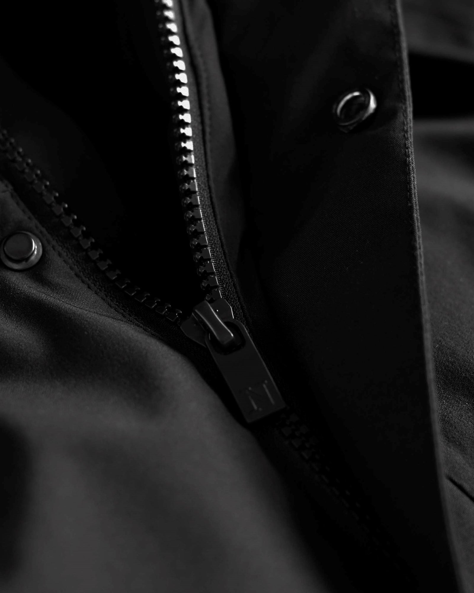 Evermont Men Black Back