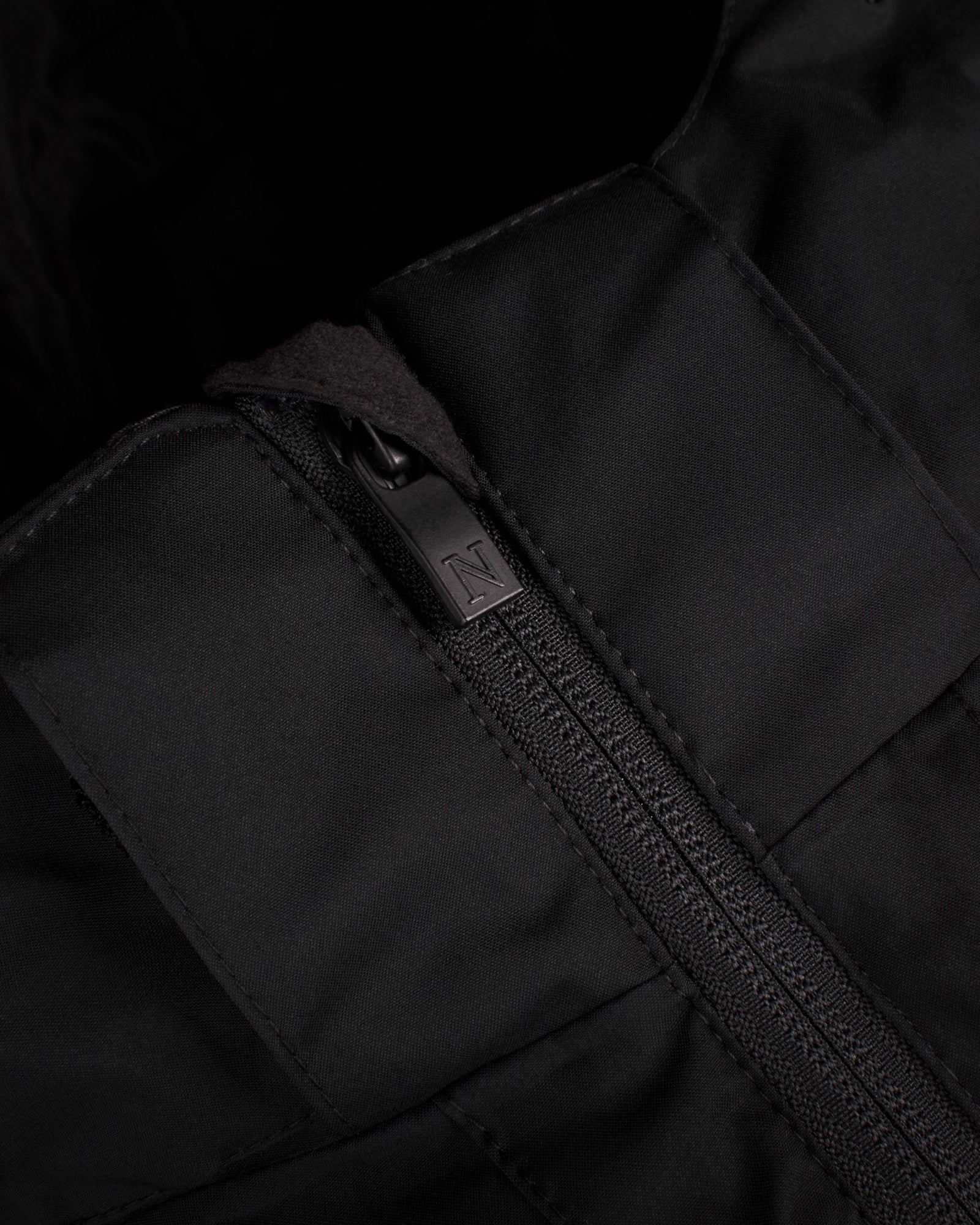 Fairview Woman Black Back