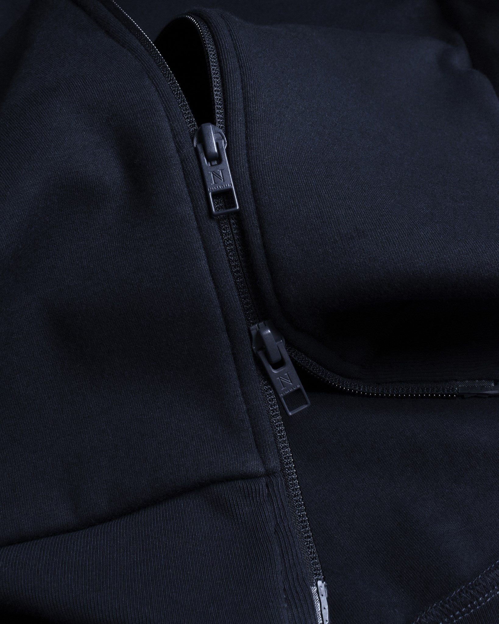 Hampton Women Navy Closeup 3