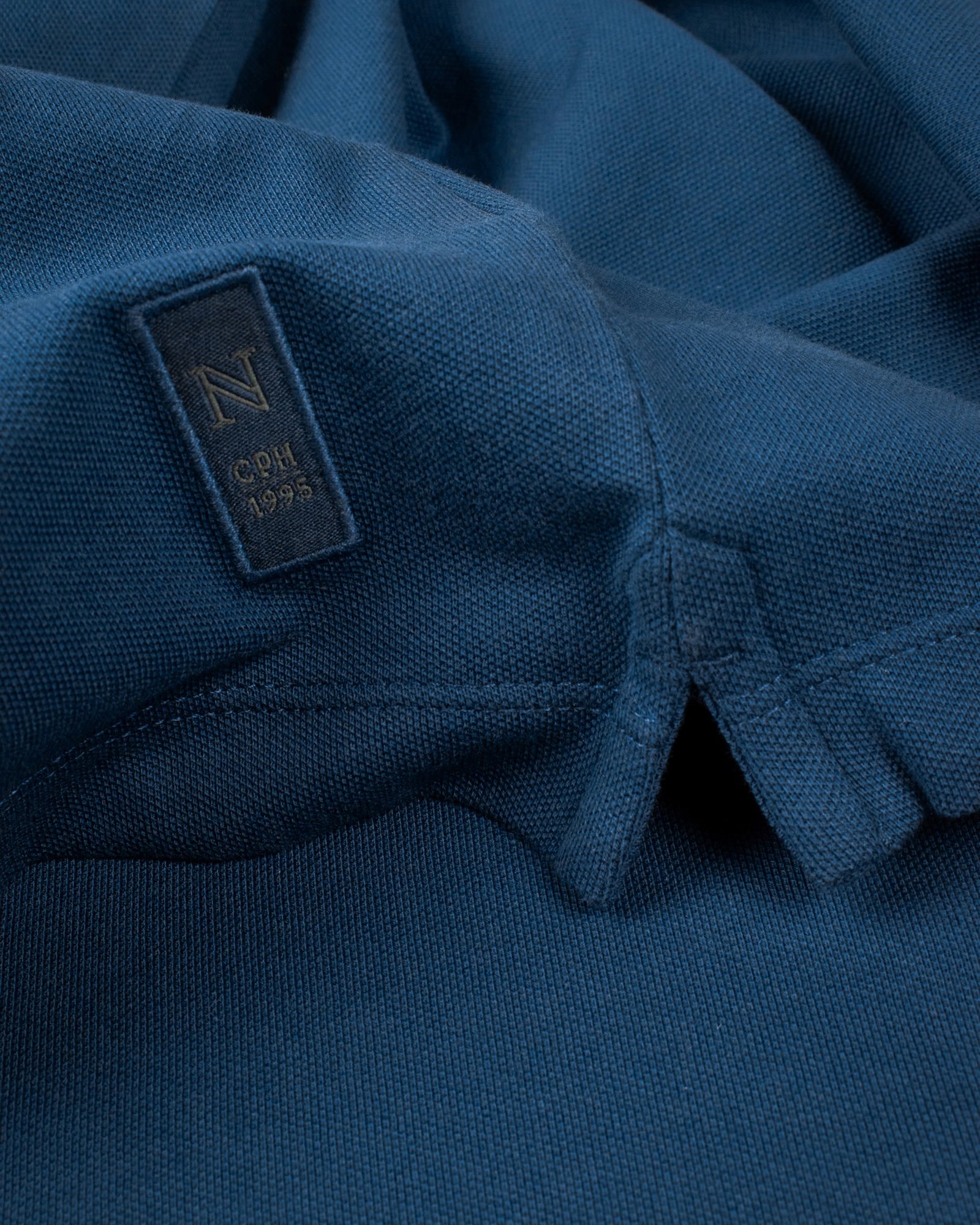 Harvard V Neck Women Indigo Blue Back