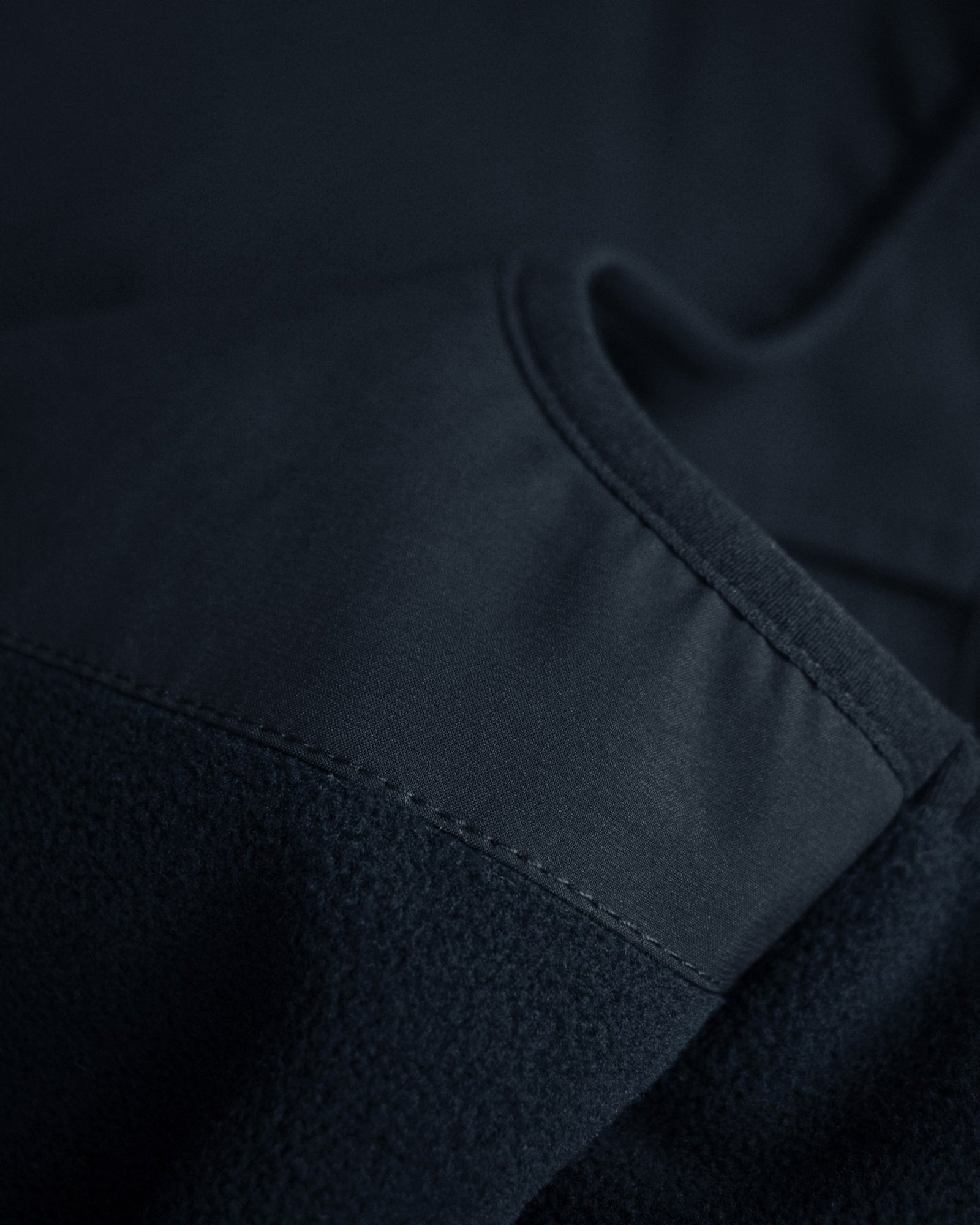 Highland Unisex Navy Back