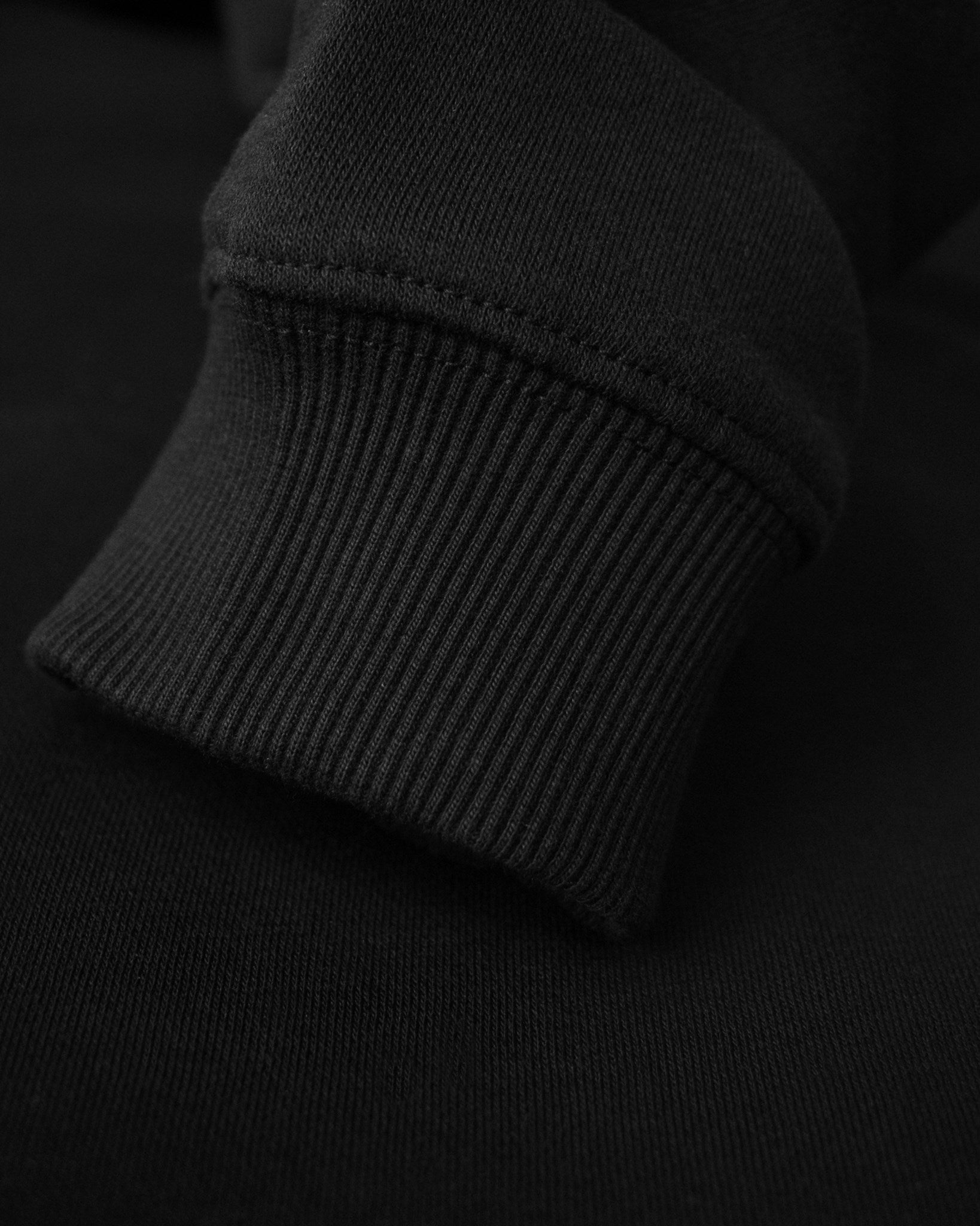 Lenox Women Black Closeup 4