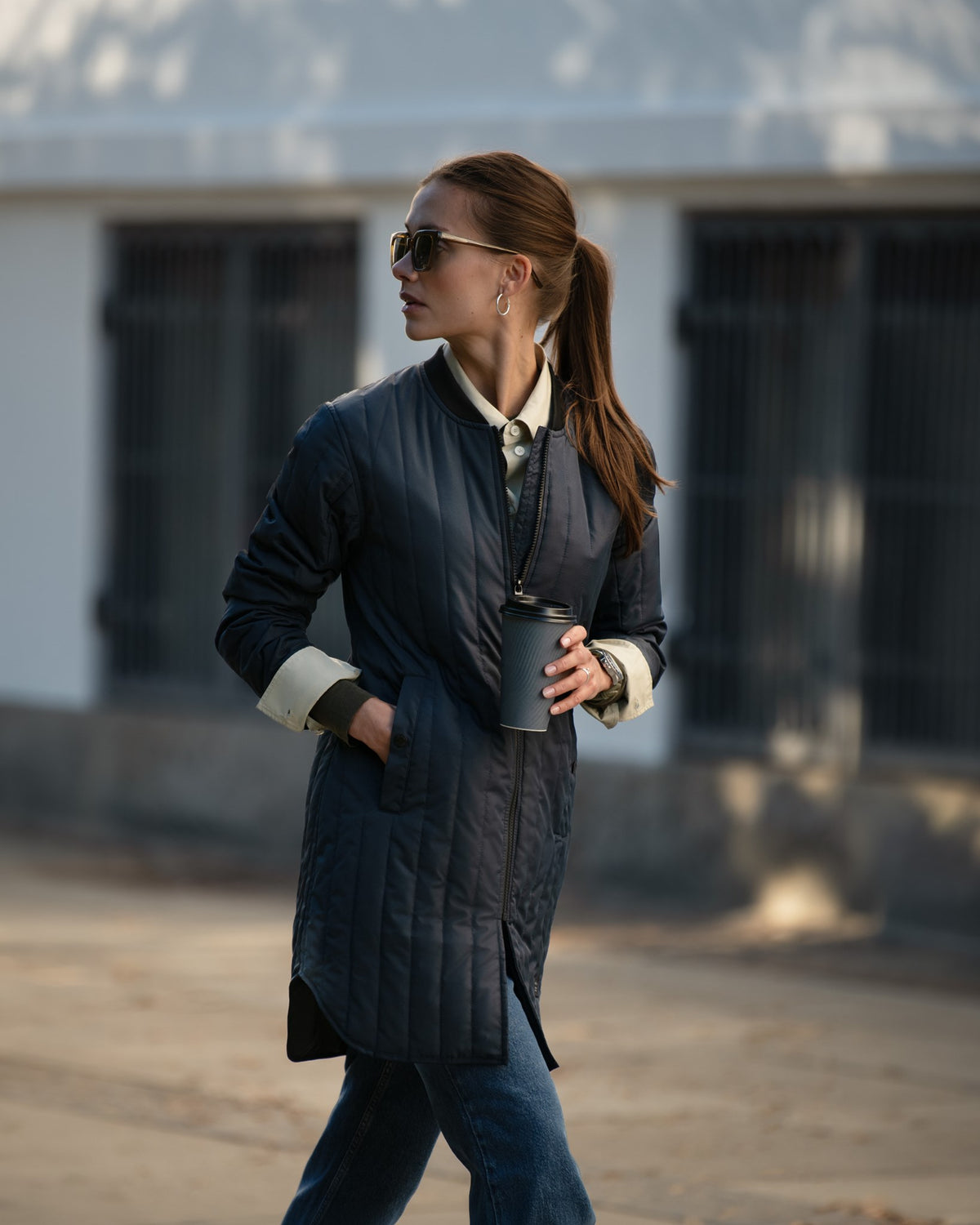 Lindenwood Women Navy SS25 Modelimage (1)
