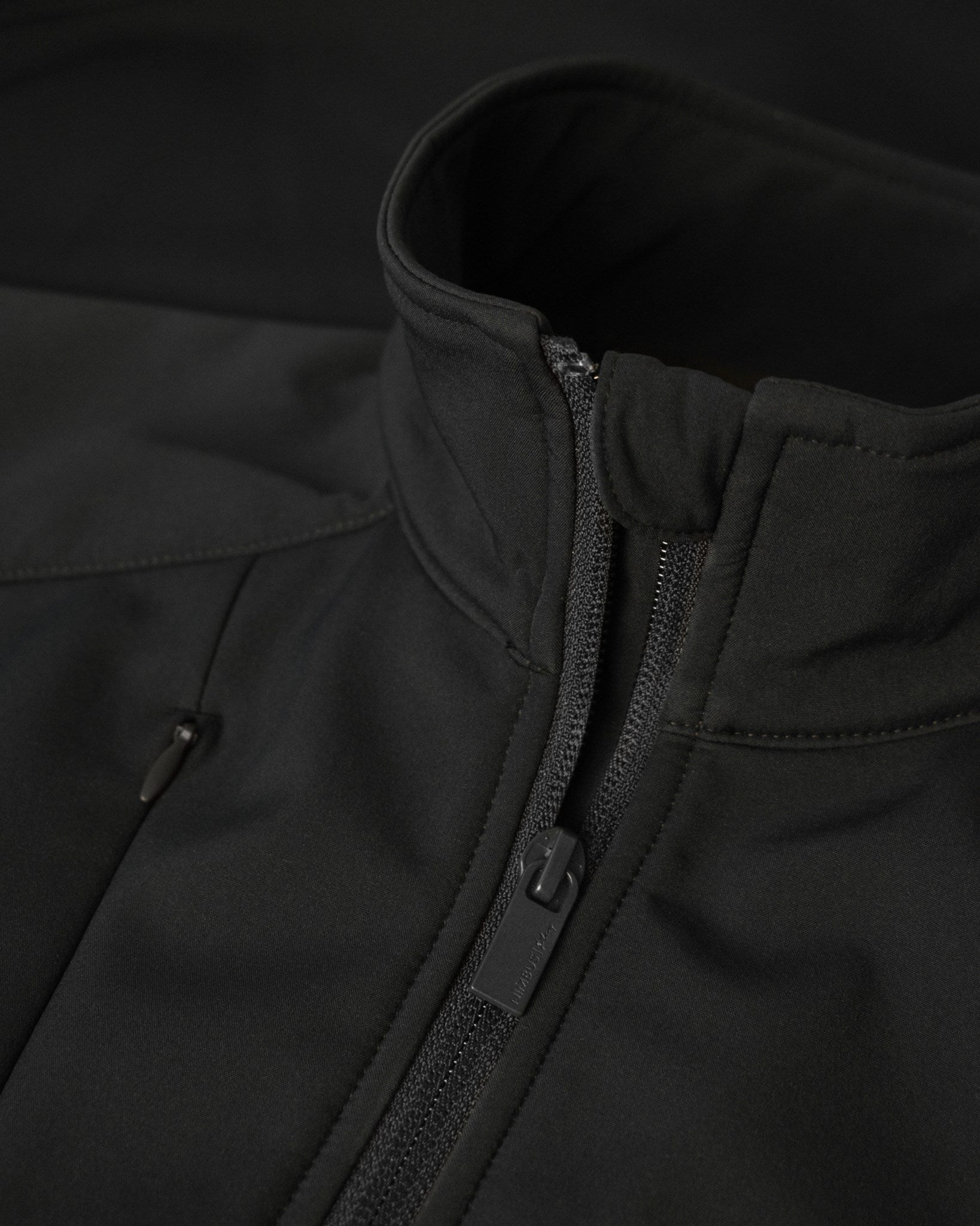 Livingston Women Black Closeup 1