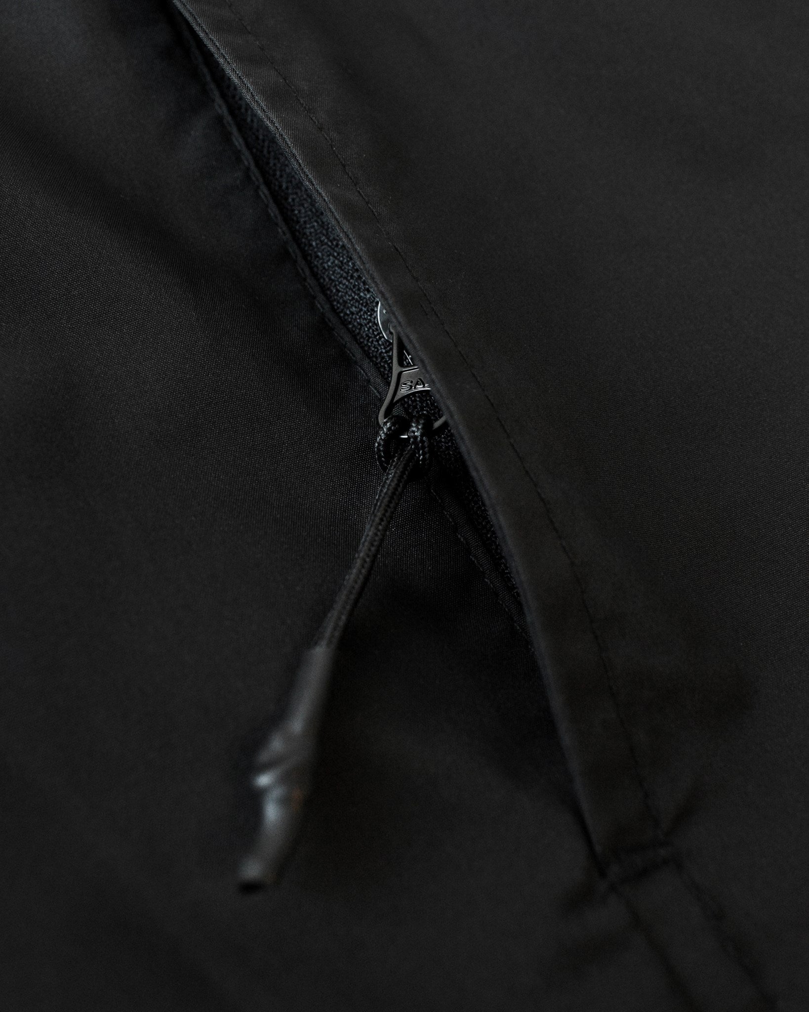 Maine Women Black Closeup 2