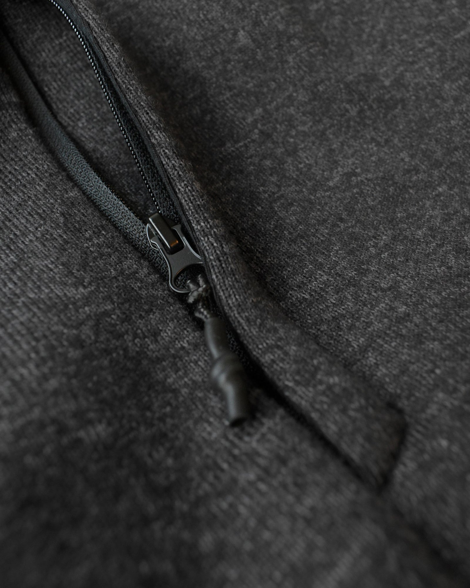 Montana Woman Dark Grey Melange Back