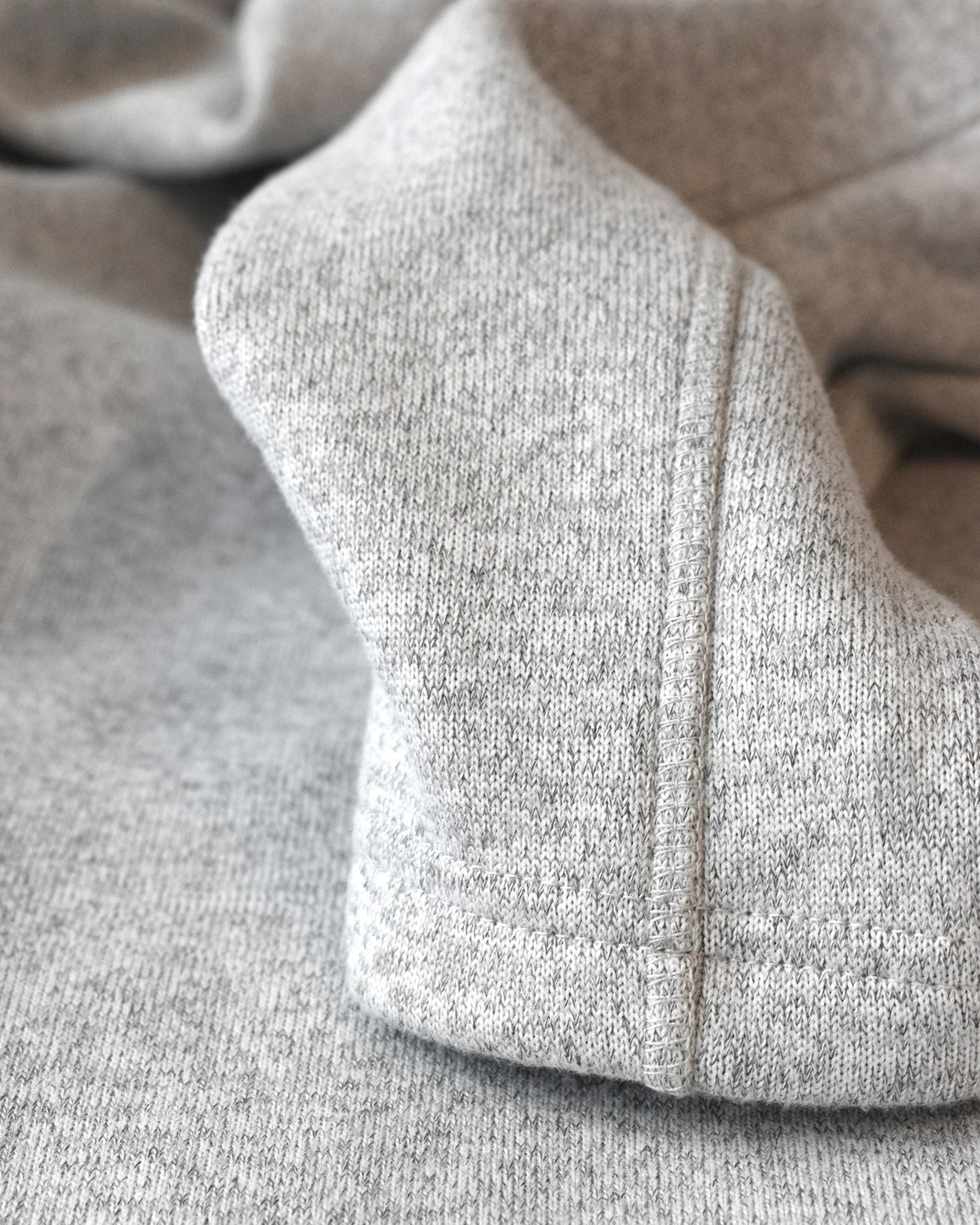 Montana Woman Light Grey Melange Back