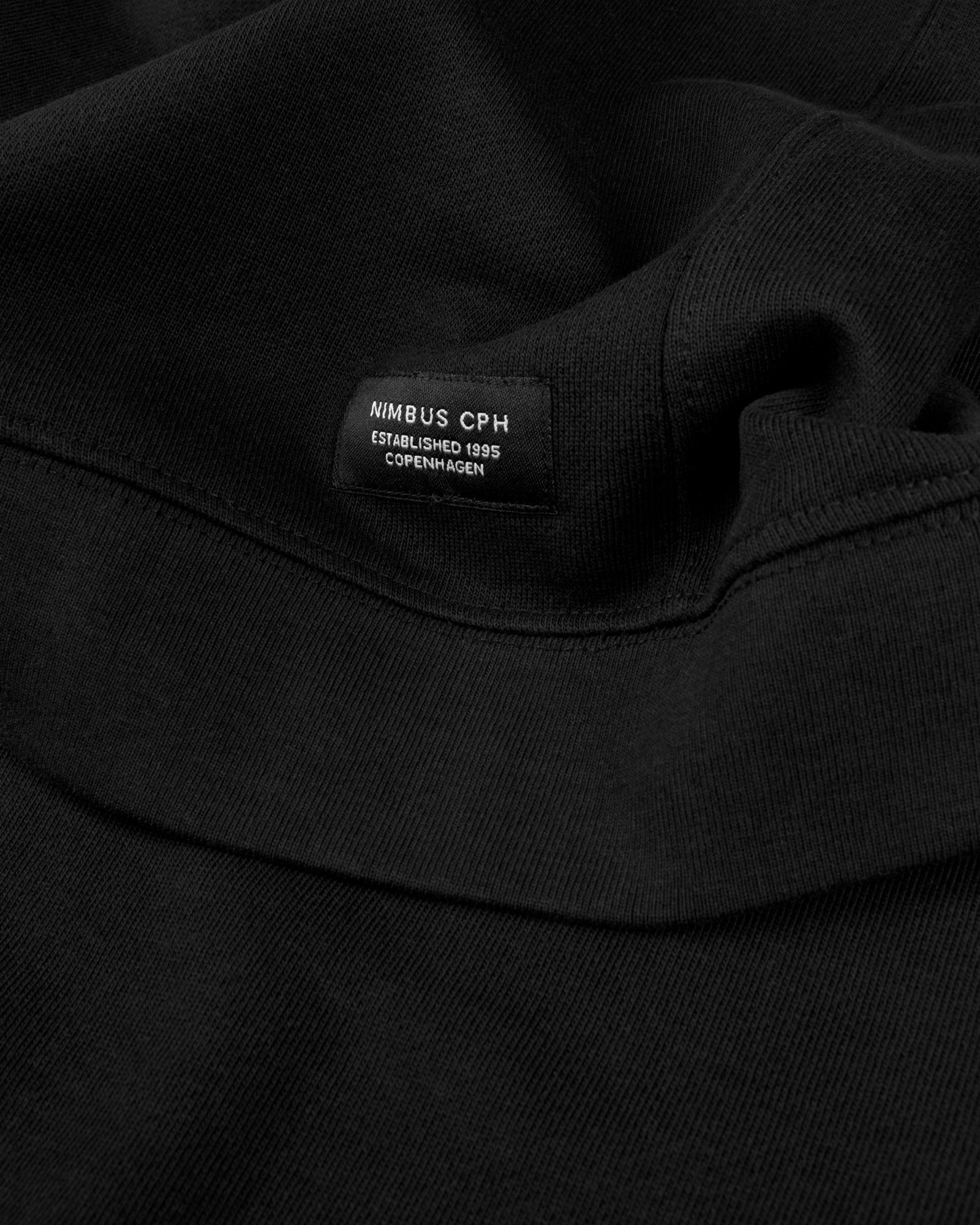 Newport Men Black Back