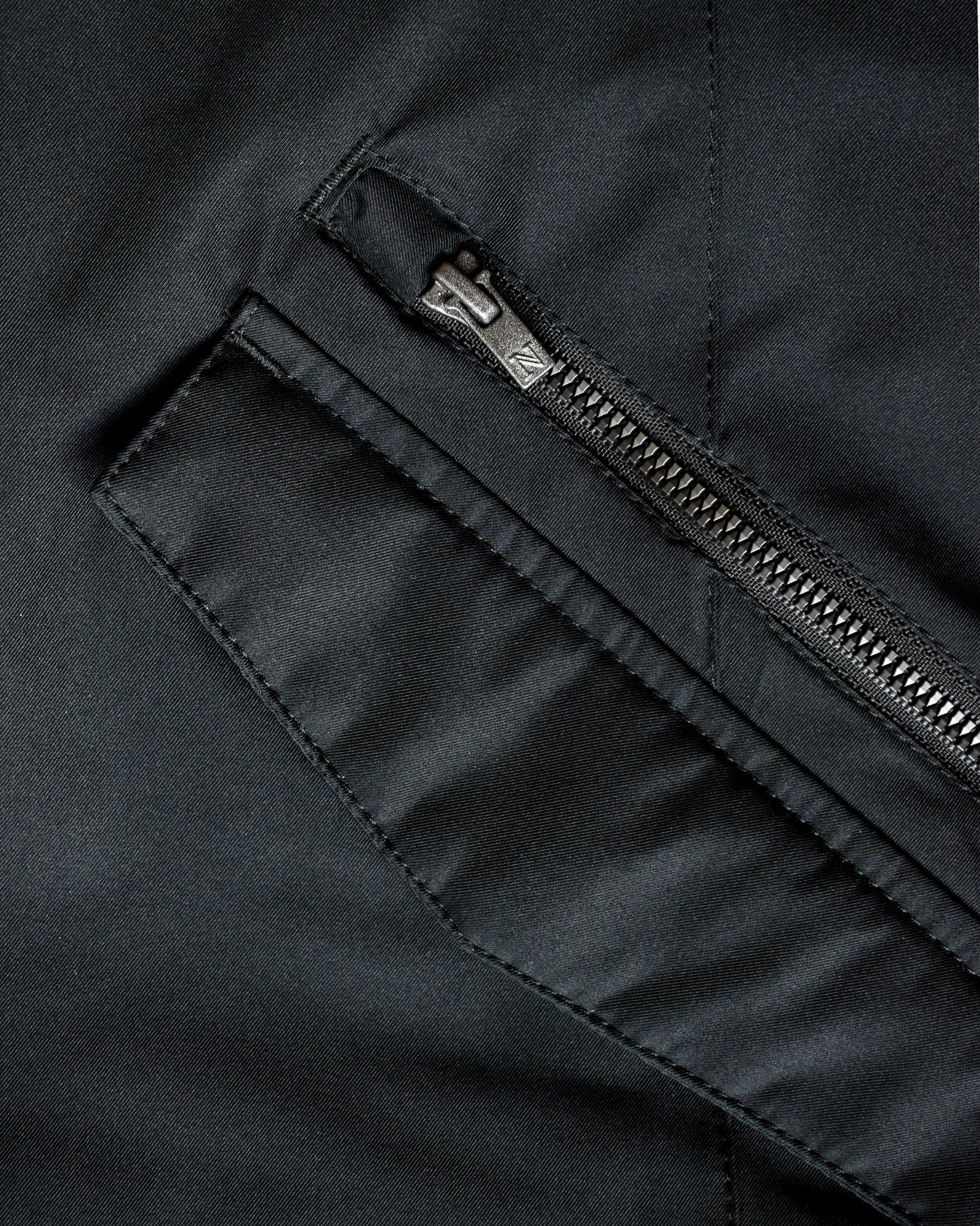 Northdale Women Black Closeup 5