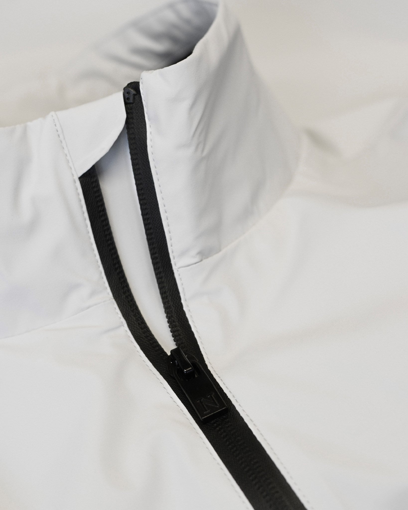 Prescott Men Women Ice Grey Closeup 2