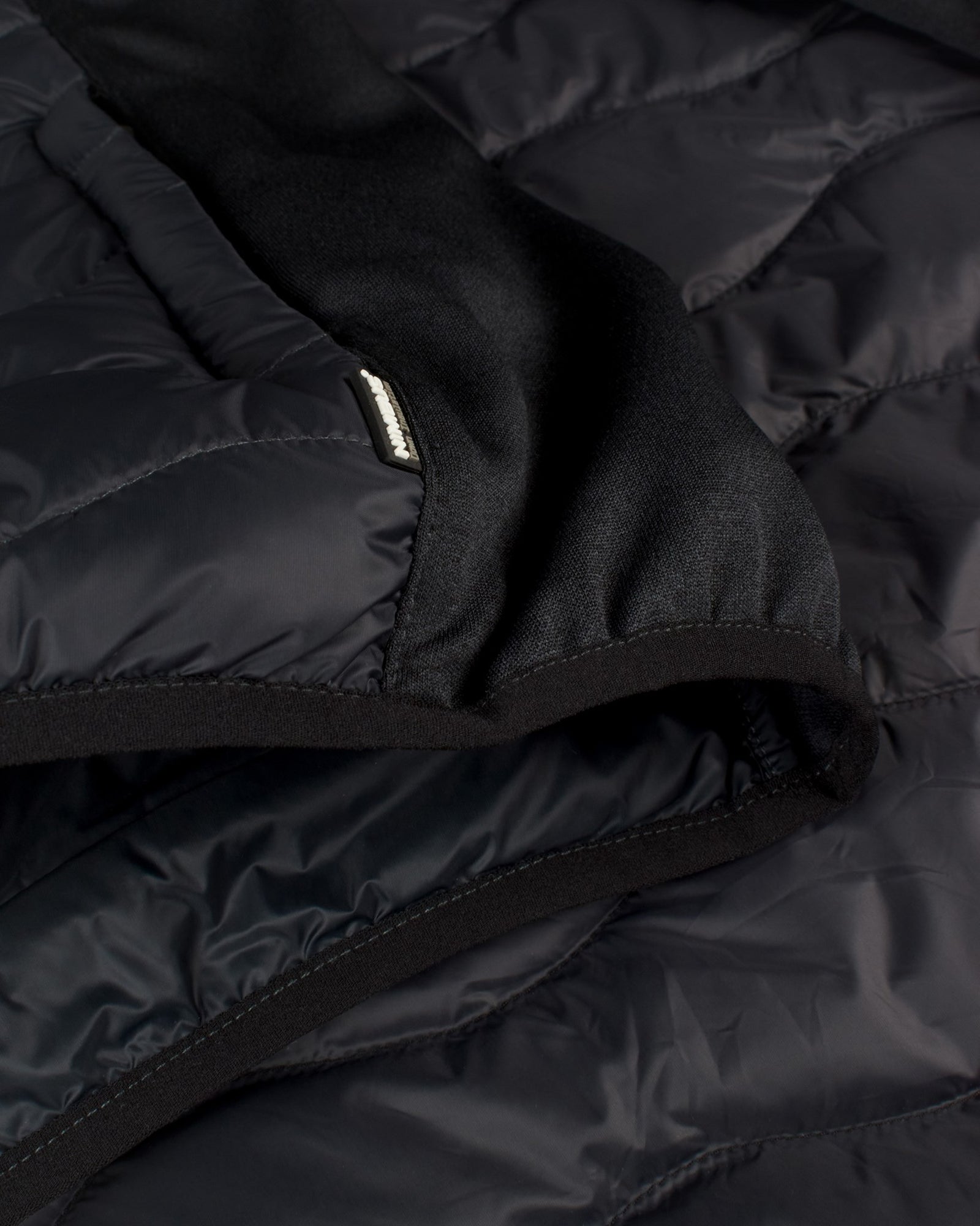 Stillwater Women Black Back