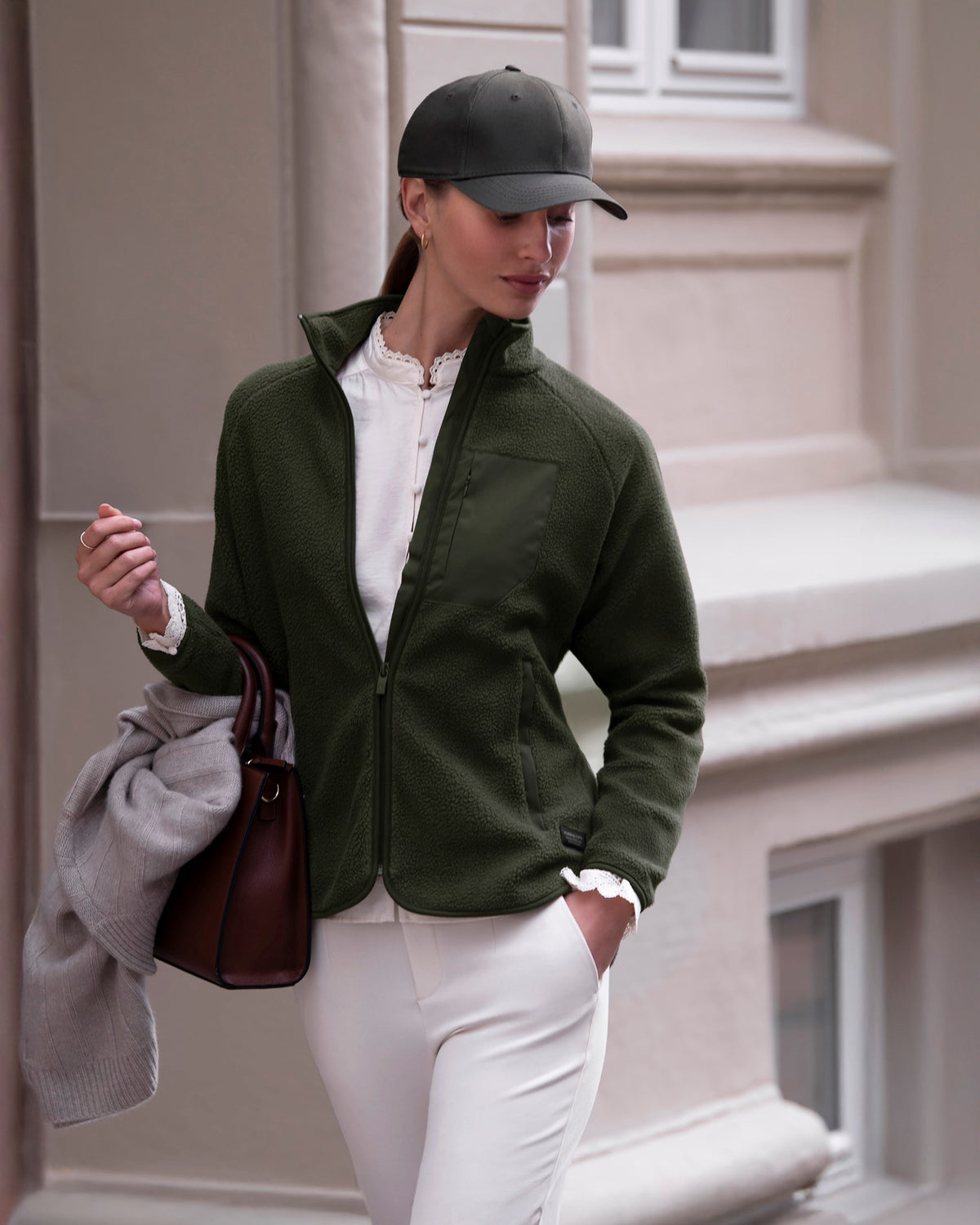 Timberlake Women Olive SS26 Modelimage