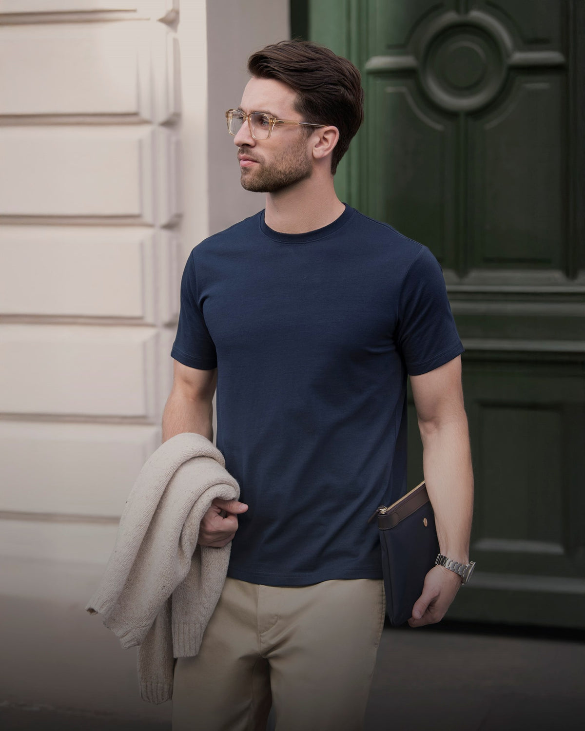 Venice Men Navy SS26 Modelimage